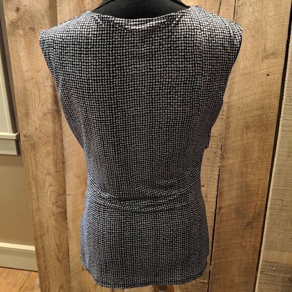 Vince Camuto polka dot top size medium - Picture 2 of 4